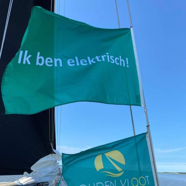 Vlag Overwinning @Gouden Vloot Zeilreizen